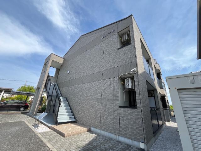 エルアール