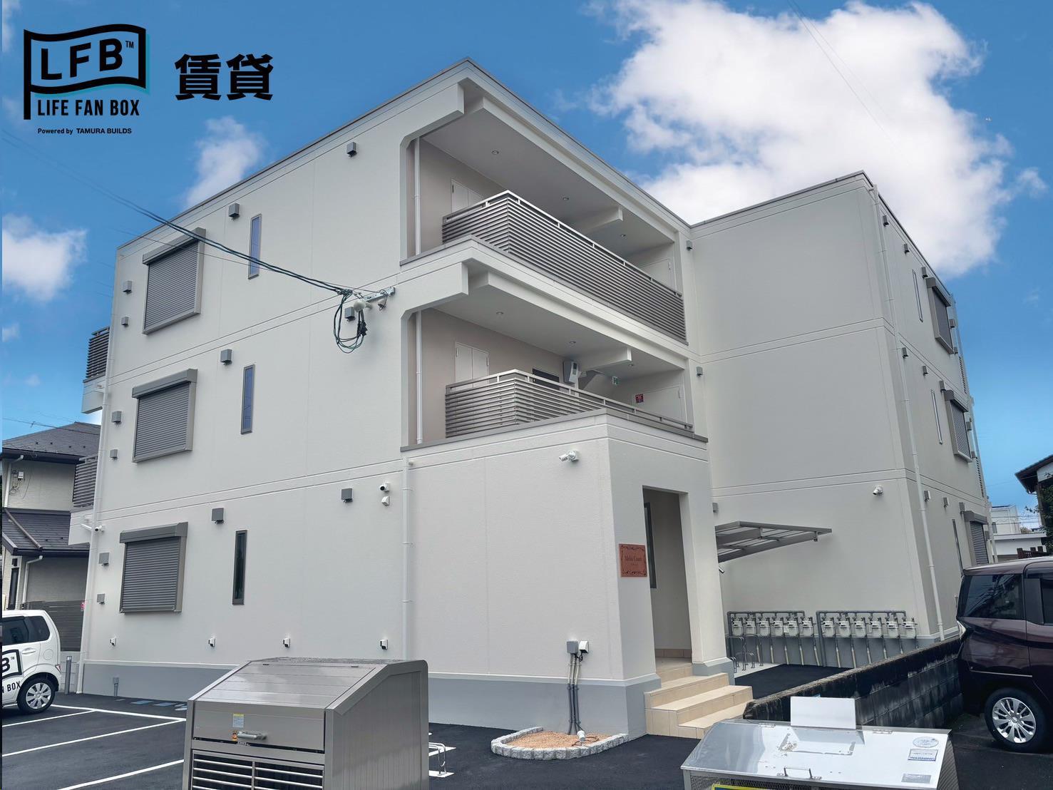 MELIA COURT