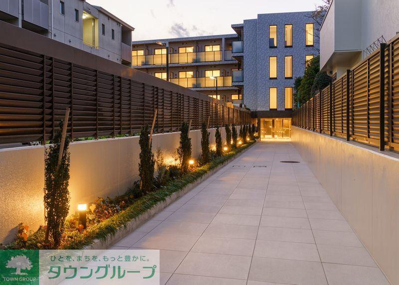 MEJIRORESIDENCE