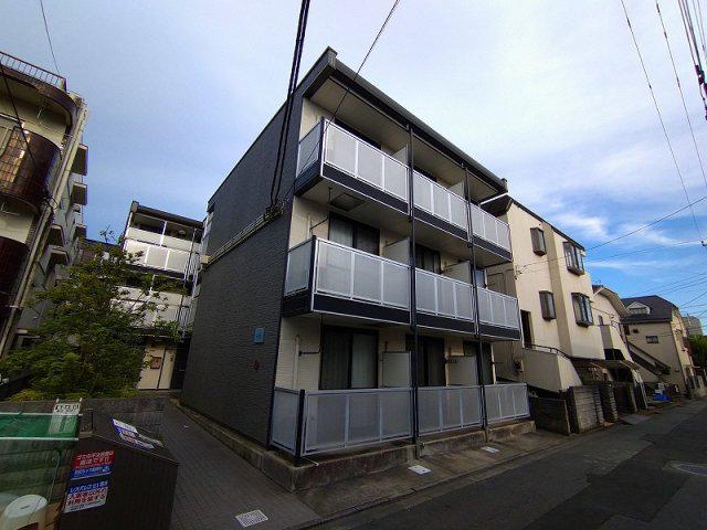 レオパレス英