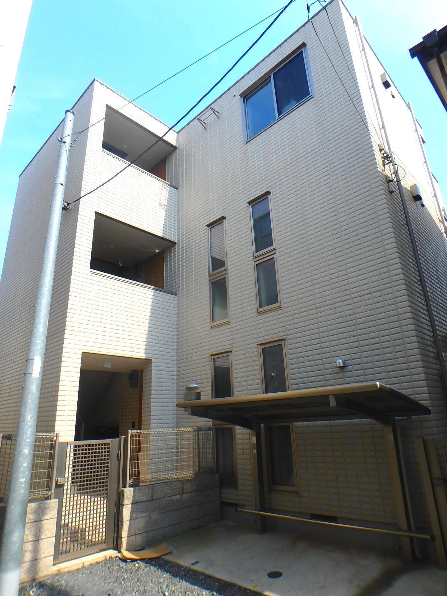 シャルマン川口