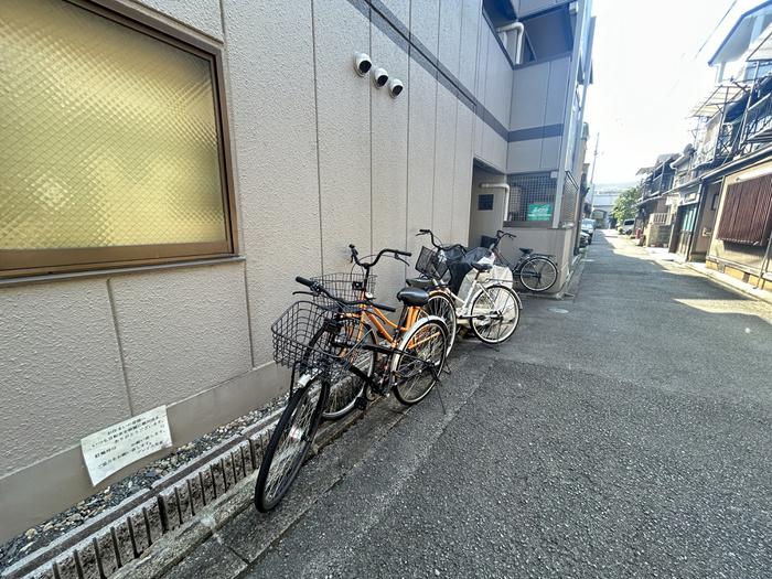 プレイス朱雀