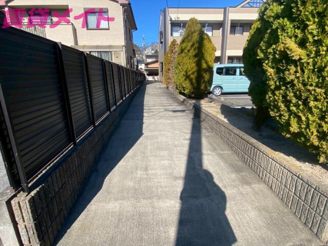 ロイヤルヒルズ21