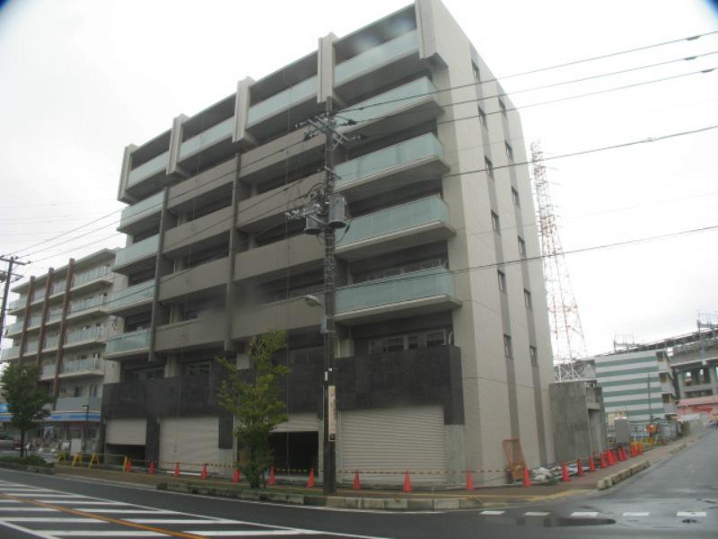WINSOME COURT