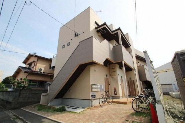 EDEN箱崎II