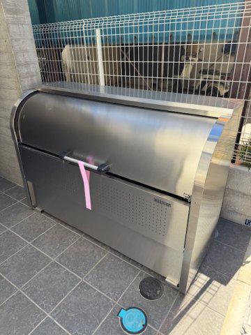 THE TOGOSHIGINZA