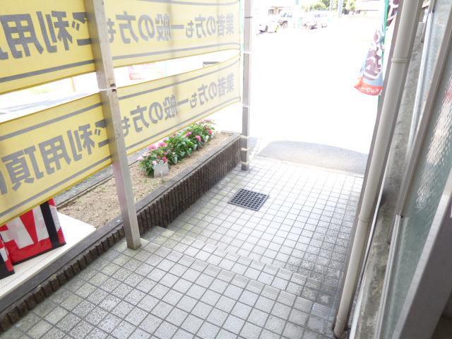 シャルル中山