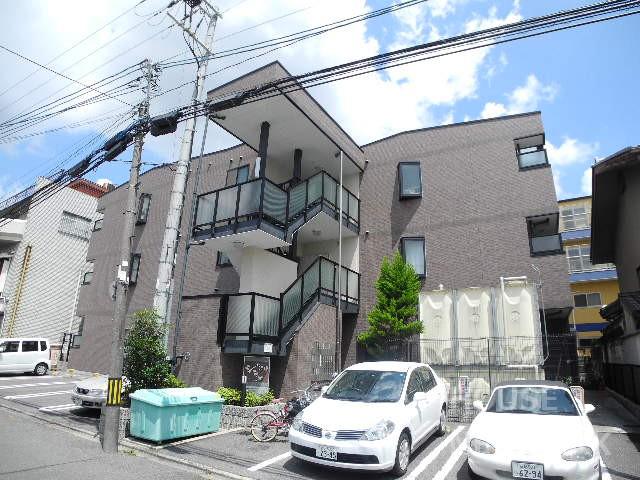 ジェルメ行伊