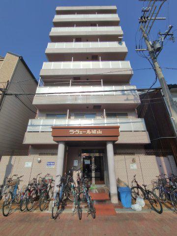 ラヴェール城山