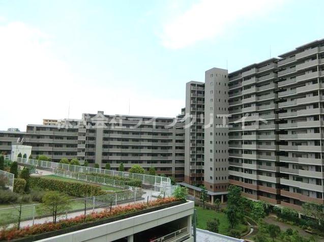 グランループ