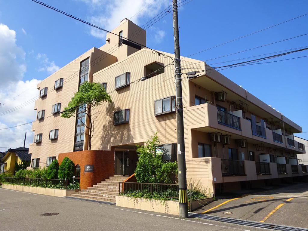 タウンコート駅南 203