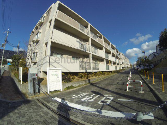フレール宝塚御殿山 7号棟(2LDK/1階)