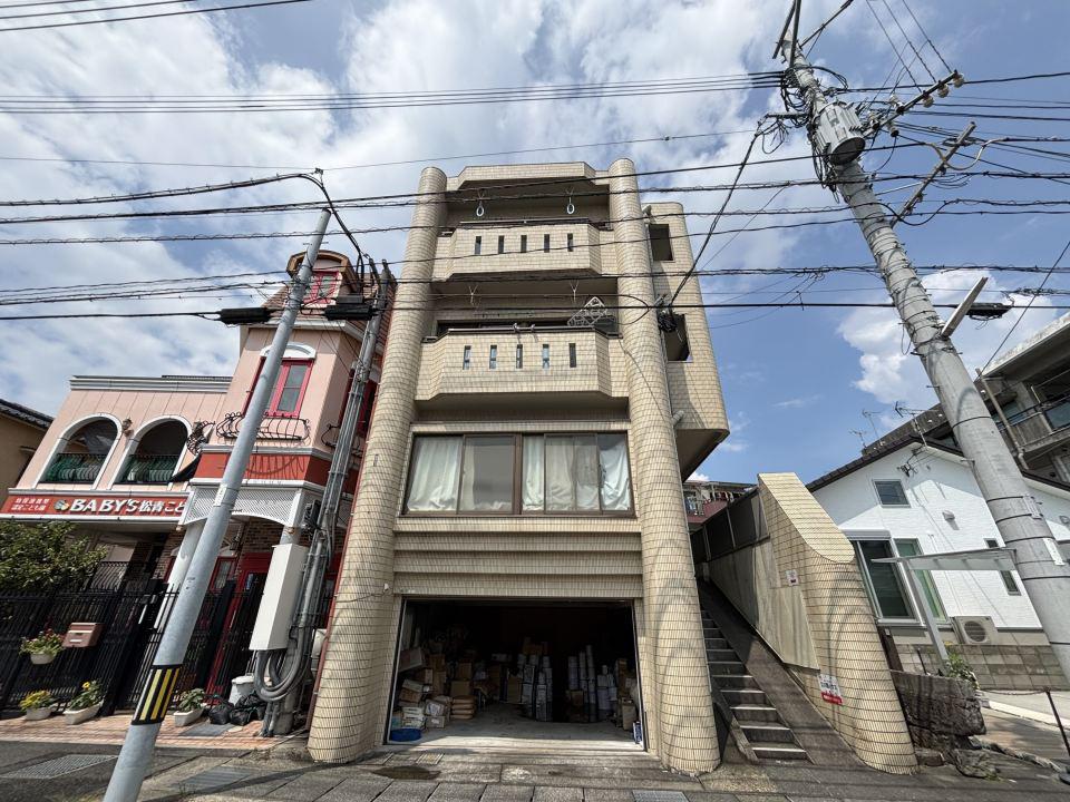 福栄ビル