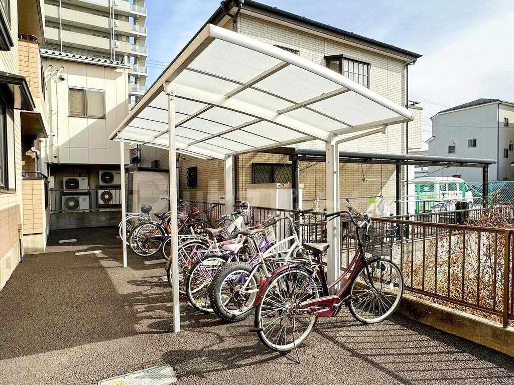 ロイヤルハイツ矢島