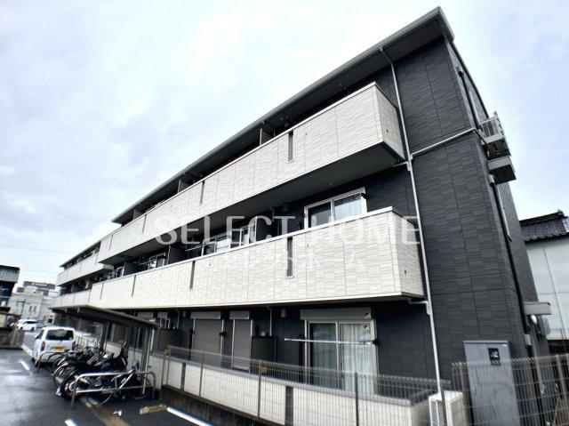 D-ROOM門前