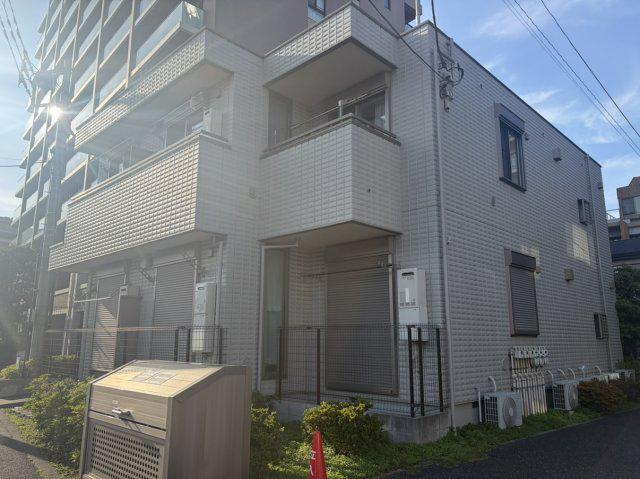 メゾンプレジール