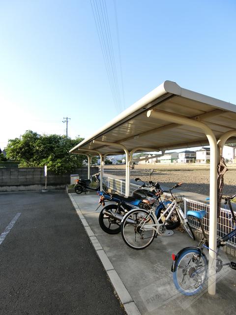 レオパレスINBE III