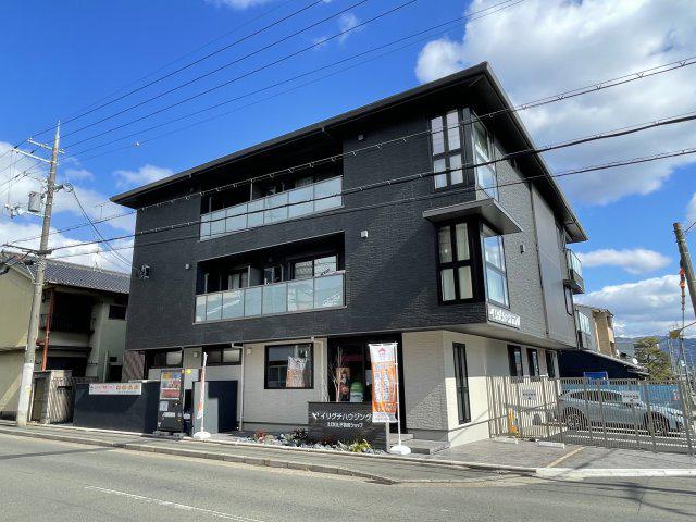エントランスライフ西野山東