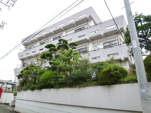 ハイツ東泉