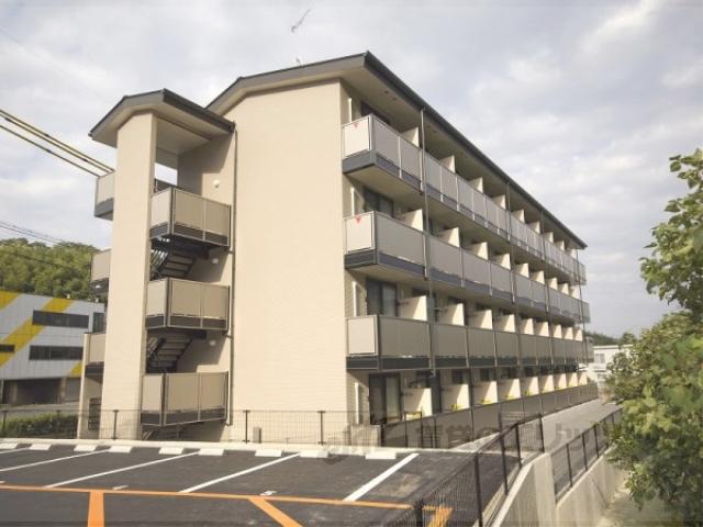 レオパレスURBAN桂坂