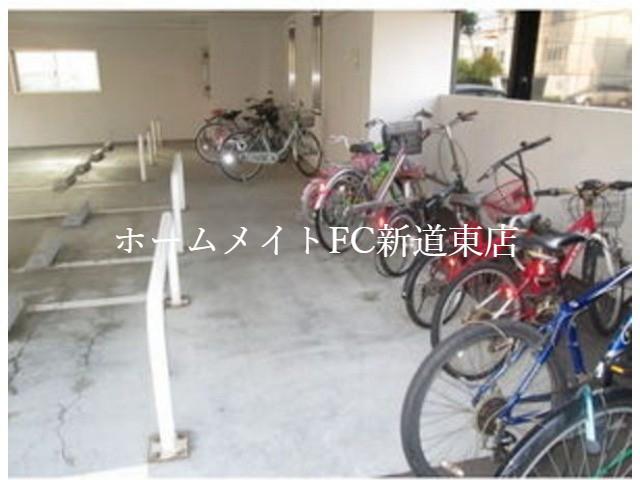 ノヴァシャトン