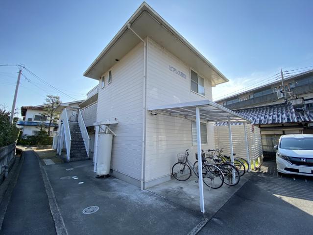 ピアレス西山