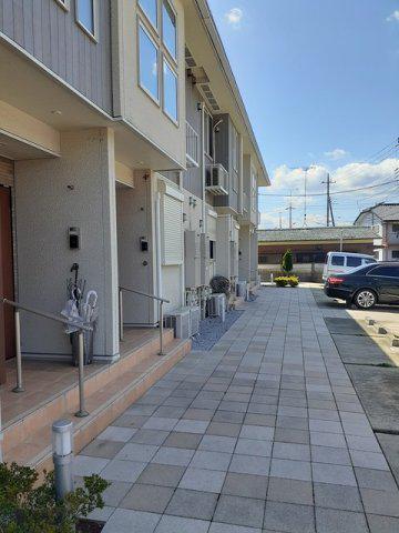 東京都八王子市 2階建 築8年
