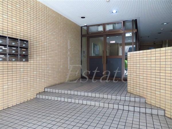 イーストリバーヒル