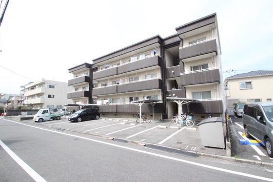 シャルマン東高須
