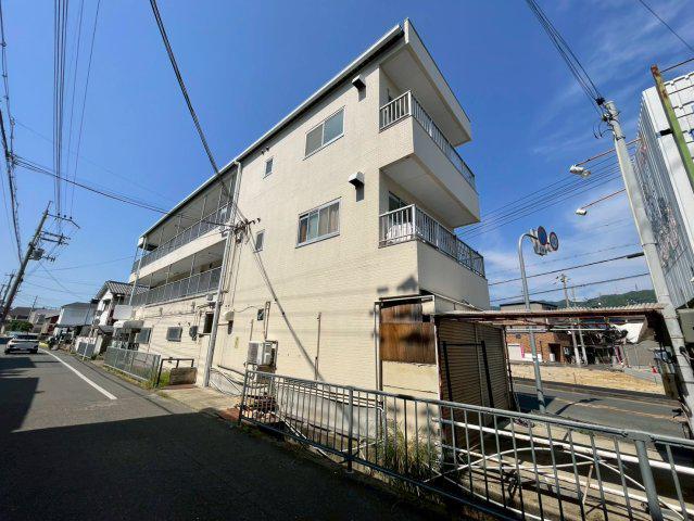 アウスレーゼ法善寺