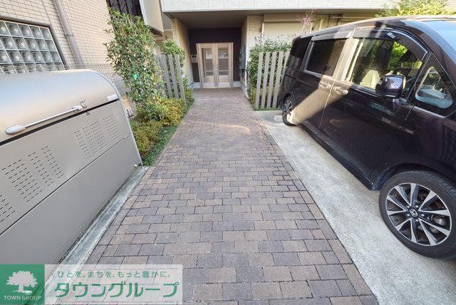BELIEVE HOUSE
