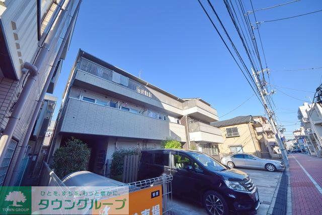 BELIEVE HOUSE