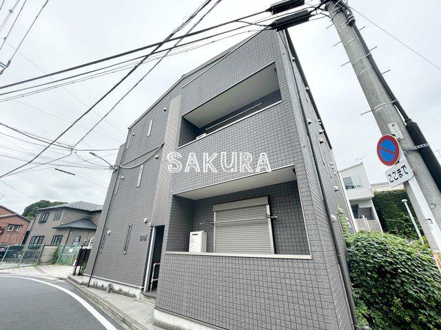 モントレー岸谷