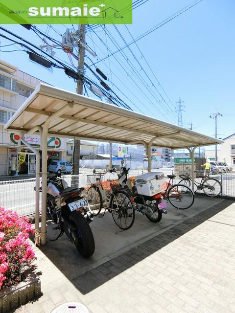 レオパレス楠見中