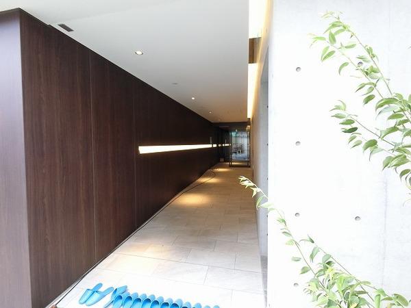 HK RESIDENCE