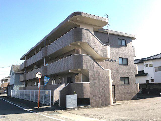 イーストパレス