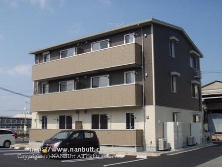 ラフィネ東深津 A棟