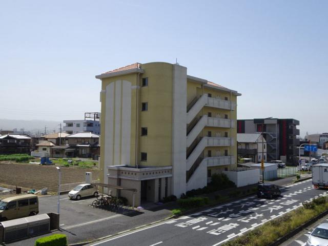 アビタシオンイサム