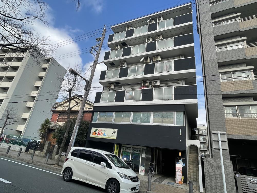 トムズハウス