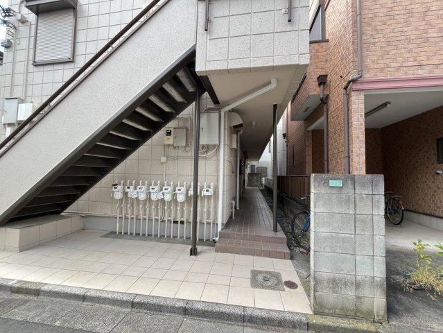 メゾン小泉