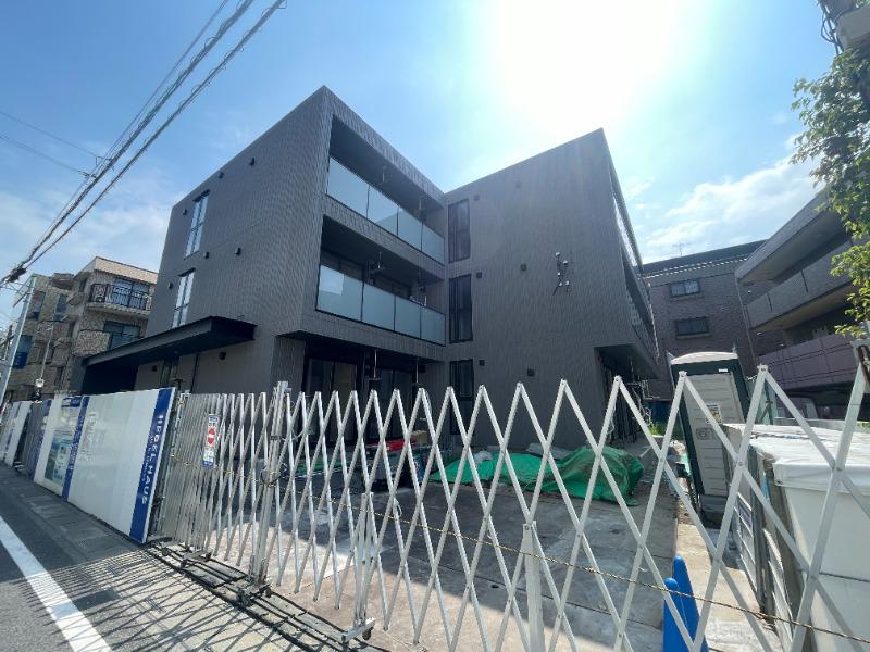 MAISON M
