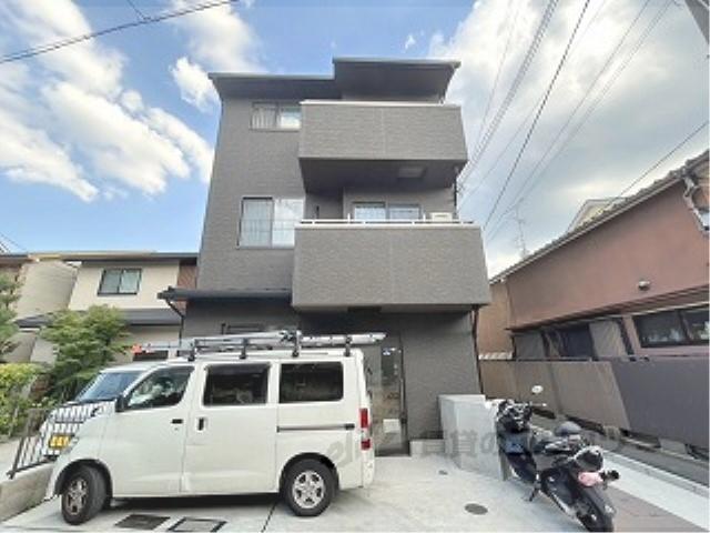 プルミエール鹿王院