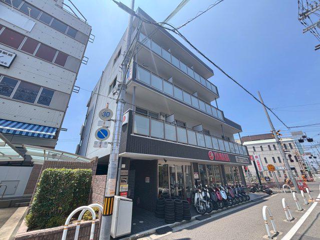 イーストONE