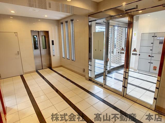 ロイヤルシティ福間駅前
