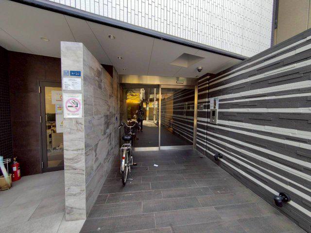 R RESIDENCES難波南I