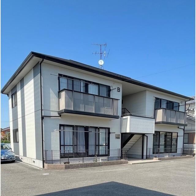スリーゼハイツ葛木 B棟