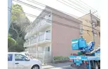 レオパレスカリス