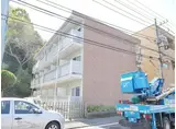 レオパレスカリス