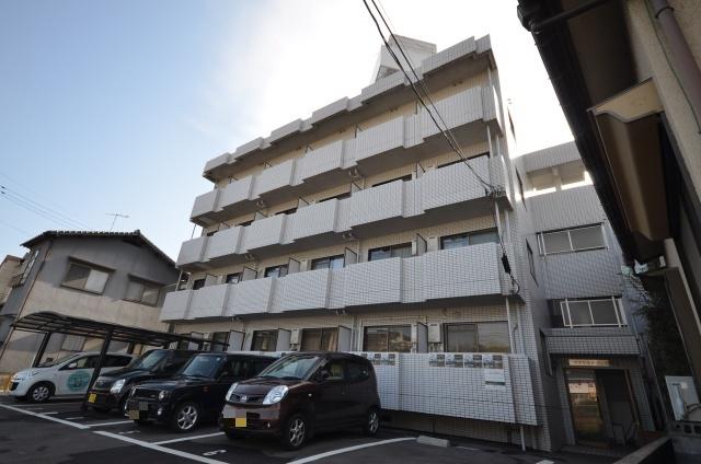 ロイヤルメゾン古江