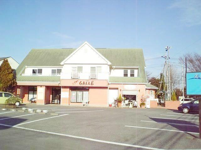 フラワーパークハイツA